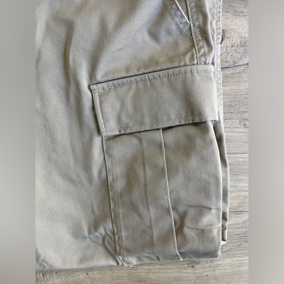 Women’s empyre Cargo Pants - Picture 6 of 11